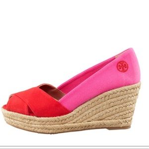 🌸 Tory Burch 🌸…Women’s Size 5 1/2…Red and Pink Wedges